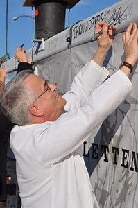Photos: Kaiser "Tops Out" New Hospital