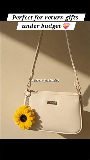 Easy DIY Pipe Cleaner Keychains 🔑 | Handmade Cute Keychain Tutorial