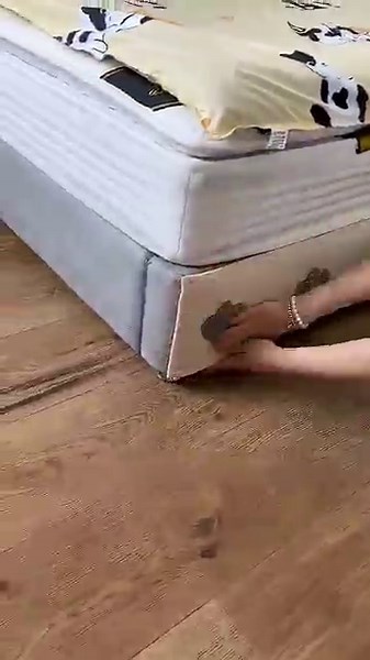 DIY Cat Scratching Board & Climbing Frame for Pet Families! #catscratcher