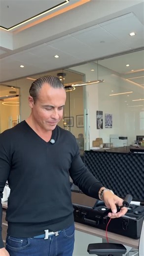 One housing. Endless possibilities. 💡 Watch as Serge, CEO of VONN, reveals how our modular system lets you switch between different luminaries — without rewiring or replacing the housing. Precision-engineered for architects, designers, and pros who demand flexibility. Because innovation isn’t just about what’s new—it’s about what’s next. VONN Lighting | Fashion in Lighting 💡✨ US Company, based in Miami Florida 📞 1-888-604-8666 📧 sales@vonn.com 🌐 www[dot]vonn[dot]com Are you a designer, arch