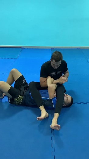 Submission Techniques in Grappling Training Session