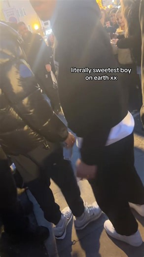 sorry for being those 2 girls crying….. the others ask if we were okay aswell bless x @December 10 @JoshDecember10 @dannydecember10 @Hendrikdecember10 @Seandecember10 @cruzdecember10 @johndecember10 @Nicolasdecember10 #fyp #following #goviral #xyzabc #firstvideo