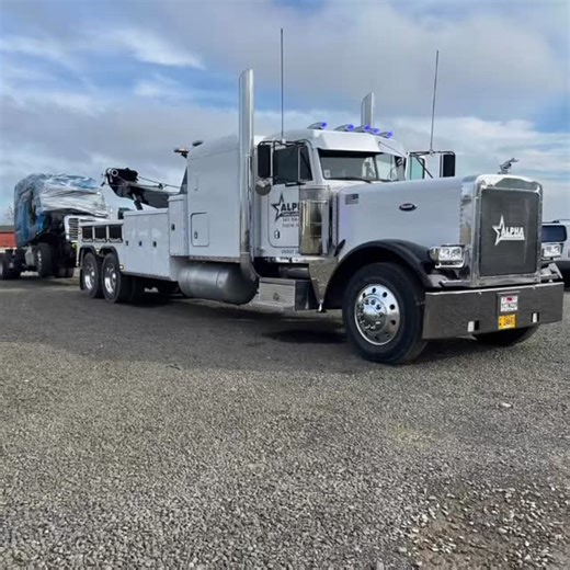 This Freightliner was inoperable, so we hooked it up and towed it to its destination. Fast, friendly, and reliable — that’s how we do things. #alphatowingandrecovery #alphatowing #fastfriendlytowitall | Alpha Towing and Recovery