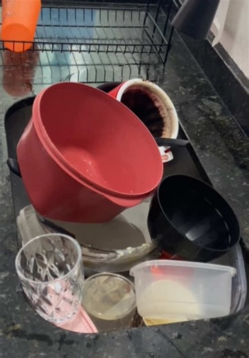 19:48 . . . #rotina #donadecasa #lavandolouça #asmr #fyy