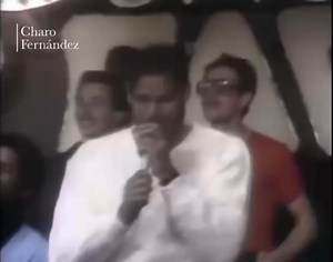 #LoMejorDelos80 "Rapper's Delight" es una canción del grupo estadounidense Sugar Hill Gang, lanzada en 1979. Es considerada una de las primeras canciones de hip-hop en alcanzar éxito comercial y popularizar el género. | Charo Fernández Oficial