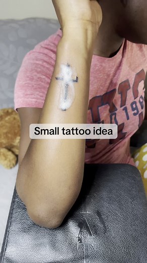Creative Small Cross Tattoo Ideas for Unique Expressions