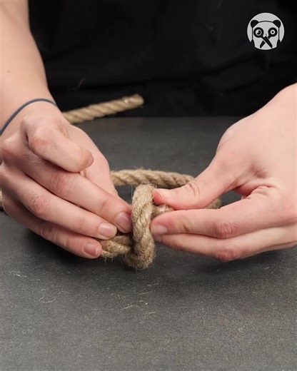 292K views · 693 reactions | Useful Handy Hacks For ordinary Things! Thanks for watching! Please be aware that this video is for entertainment purposes only and techniques shown should not be attempted at home! | Awesome | Facebook