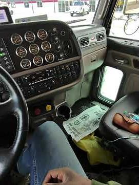 FIRST DRIVE IN MY DREAM TRUCK PETERBUILT