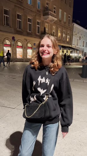 I had the pleasure of interviewing a friendly Polish lady in Warsaw. She graciously agreed to be a part of our shoot and was incredibly kind throughout. Big thanks for her collaboration in making this happen. #fashion #datingadvice #datingtips #polishgirl #warsaw #polandtravel