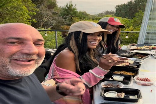 “Respect, Wasn’t Familiar With Your Game”: NFL Fans Stunned By White NFL Reporter Jay Glazer’s Video With Legendary Black Playboy Models Tenison Twins - NewsBreak