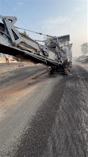 “WIRTGEN 195 milling machine !!✅ #highway #construction.🛣️