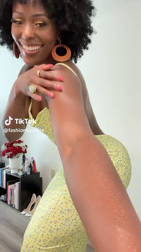 TikTok Dress Review: 10/10 Fit and Comfort