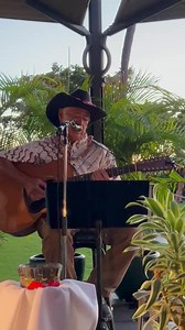 George Kahumoku at Leilani’s singing his song “Green Flash” | George Kahumoku Jr
