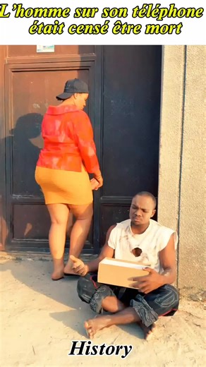 Une femme veut simplement aider un homme pauvre. Mais quand il voit la photo sur son téléphone, tout bascule. Selon lui, l’homme sur la photo est son père… mort depuis plusieurs années. Pourtant pour la femme, c’est son mari et il est toujours vivant. La suite de cette histoire va vous choquer. Et vous, que feriez-vous à sa place. #pourtoi #tiktokfrance🇨🇵 #storytime #fyp #creatorsearchinsights