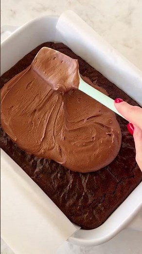 the only brownie frosting you'll ever need! #brownies #frosting