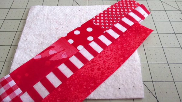 Quilted Heart Ornament Sewing Tutorial : DIY Christmas or Valentine's Day Project Idea