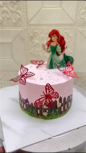 Baked By Simmi. on Instagram: "Edible Photo Print Cake. . . . . #viral #trending #trendingreels #cakedecorating #feed"