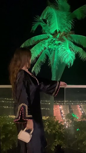 How to style a black velvet ensemble? Here’s how! Shop this stunner for the next night out. . . To Shop - Click on the link below 👇🏼 https://www.theloom.in/black-embroidered-velvet-choga-with-cotton-silk-pants-set-of-2-vj70oct105-kp-black-vj70oct . . 𝐆𝐞𝐭 𝐞𝐱𝐭𝐫𝐚 𝐜𝐚𝐬𝐡𝐛𝐚𝐜𝐤 𝐮𝐩𝐭𝐨 𝐑𝐬.𝟐𝟎𝟎𝟎 . #influencerlook #influencerstyle #velvetsuitset #outfitinspo #blackoutfit #weddingvibes #trendingreel #velvetoutfit #styleinspo #bloggerstyle #indianwear #indianinfluencer #fashionreels #