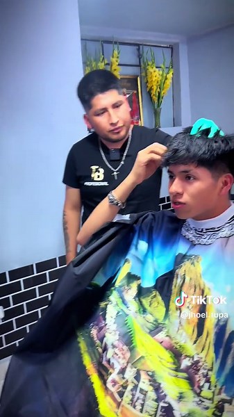 Mejores Cortes de Cabello en TIPA-BARBER'S, Cusco