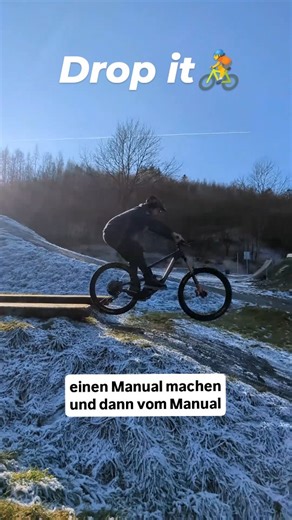 Mach das hier, wenn Du Dich bei Drops verbessern möchtest, denn es gibt sehr verschiedene Kanten zum runter springen🤟🚴 LG, Marc von FahrtechnikTV #mtb #fahrtechnik #bikepark #drop #freeride | Marc Brodesser