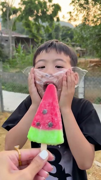 Blindfolded Watermelon and Celano Ice Cream with Super Spicy Chili Challenge, the Perfect Combina...