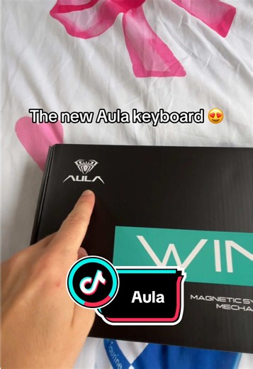 Aula Keyboard: Stunning Colors & Features