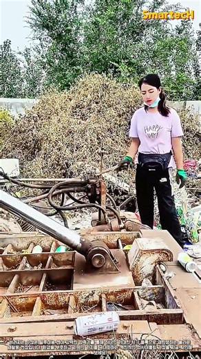 순식간에 납작해지는 알루미늄 캔 압축 과정 #worker #process #recycling #aluminum #eco