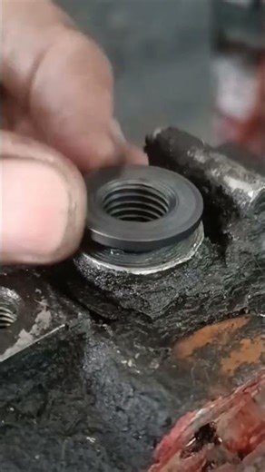 Installing a threaded socket on the motorcycle engine oil drain hole #incujin