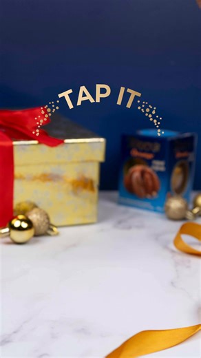 Get involved in the tradition! 🍊 The joy of Terry’s is in the ritual: tap it, unwrap it, and share it! ------ Joignez-vous à la tradition! 🍊 Le plaisir de Terry's se trouve dans le rituel : tapez, déballez et partagez ! | Terry’s Canada