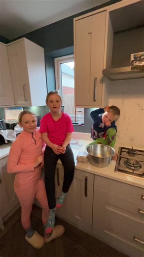 Flo & Agnes (@flo.agnes)’s videos with original sound - Flo & Agnes