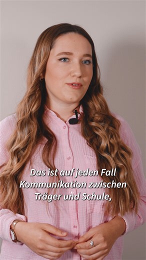 LVR-Klinik Düren on Instagram: "Eine Pflege-Ausbildung in der Psychiatrie? 🤔 Aliya hat der Umgang mit Menschen und das Fach Psychologie schon in der Schulzeit fasziniert. Für sie ist klar: „Ich bin total zufrieden, das jetzt auch gewählt zu haben.“ Was für sie eine gute Ausbildung in der Psychiatrie ausmacht? Die enge Zusammenarbeit zwischen Träger und Schule, starke Kommunikation im Team und die Möglichkeit, über Erasmus+ sogar Erfahrung im Ausland zu sammeln. 🌍 Dublin war für Aliya ein Highl