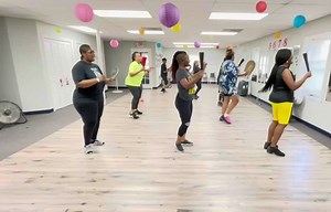 Today’s class was ladies night as we danced to all Beyoncé! A fun workout!!! Great job ladies! #LadiesNight Line dance: Cuff Choreographer: Shuanta “That Short Girl” Porter Song: Cuff It Artist: Beyoncé No Copyright infringement intended. I do not own anything. All rights reserved to the respective labels. Class is for exercises purposes only. | And 5678 Line Dance