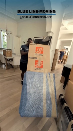 Every move has a rhythm. And this one sounds like a tango. From loading boxes to guiding dollies, professional movers rely on timing, communication, and teamwork. When everyone knows the steps, moving day feels smooth, controlled, and stress-free. They say it takes two to tango… sometimes it takes more when precision matters. 📦 Professional moving services 🚚 Organized loading & unloading 📍 Serving South Florida 💪 Experienced moving crews you can trust 📲 Book your move www.BlueLineMovingandS