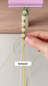 805K views · 3.6K reactions | Daisy bracelet tying instructions #diy #bracelet #tutorial #craft | Diy Bracelet | Facebook