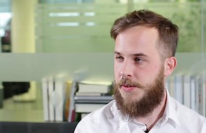 8K views · 110 reactions | FPÖ-nahe Medien stellen unliebsame Politiker und engagierte Bürger an den Pranger – mit Halbwahrheiten und teils frei erfundenen Falschmeldungen. Ingrid Brodnig und Jakob Winter haben mit einem Betroffenen gesprochen. | profil | Facebook