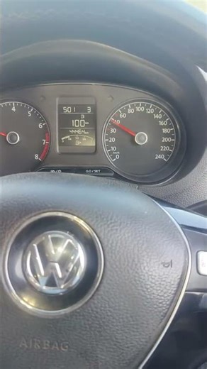 VW/BMW speedometer glitch | Volkswagen polo speedometer problem/abs problem #volkswagen #vwpolo #bmw