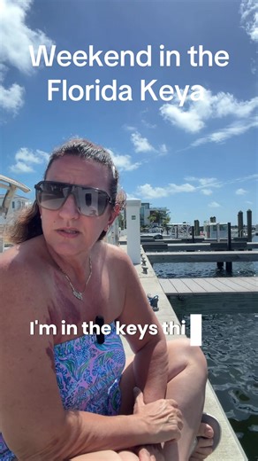 Starting my weekend out in the Florida keys with cloud covered sunrise, too windy for jet skiing or pickleball, so relaxing until sunset it is!!!! #keyslife #floridakeys #sunrise #sunshine #funinthesun
