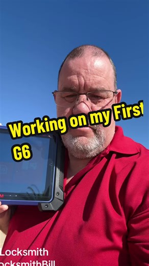 Locksmith bill programs, his first G6. #locksmithBill #locksmith #locksmithlife