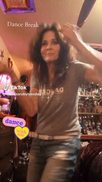 one of my all time fave songs #fyp #missrubytuesday #dancer #dance