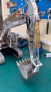 18K views · 936 reactions | Hitachi 490 excavator is almost done ✅ #hydraulicrc #rcexcavator #rcpower #rchobby | Toucanhobby | Facebook