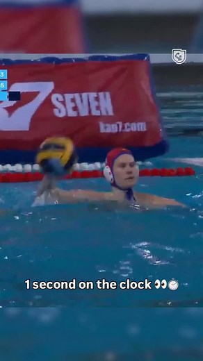 Quick counter attack finished by Sabadell’s Oscar Asensio Surribas 🔥 Just one second on the clock 👀⏰ #waterpoloCL | EuroAquaticsTV.com | Water Polo Champions League