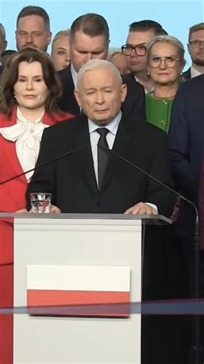 Problemy finansowe opozycji i mediów. Utrata subwencji przez PiS oraz bojkot reklamowy dla Republiki