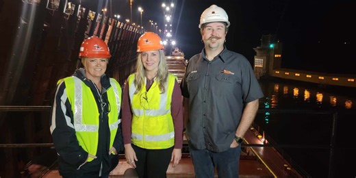 Anchoring the story: TV6′s Elizabeth Peterson begins ore boat adventure aboard the Lee A. Tregurtha