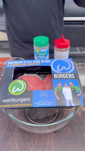 Crack Burgers 🍔 🤯 #burgers #cheeseburger #hamburger #crack #smashburger | Kendrick BBQ