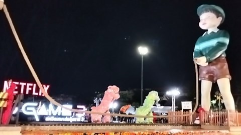 Chinese lions take a fall as they play Squid Game jump rope challenge