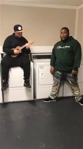 Rod Wave before the fame “Heart for sale” Rod Wave is an American rapper, singer, and songwriter known for blending melodic rap with soulful R&B, often focusing on pain, trauma, loyalty, success, and mental health. Quick facts • Real name: Rodarius Marcell Green • Born: August 27, 1998 • From: St. Petersburg, Florida • Genre: Melodic rap, Southern hip-hop, R&B-rap • Label: Alamo Records Why he’s big Rod Wave stands out because of his raw, emotional delivery and powerful singing voice. He’s often