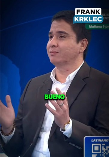 Decidí entrar a la política por dos razones. La primera, porque quiero que mis hijos y las futuras generaciones puedan estudiar, trabajar y formar su proyecto de vida aquí, en el Perú, sin tener que emigrar en busca de oportunidades. La segunda, porque estoy convencido de que la gente preparada, con principios y valores, no puede seguir siendo indiferente a la política. Si queremos cambiar el país, tenemos que involucrarnos. Ese será mi compromiso cuando llegue al Congreso: trabajar por el bien 
