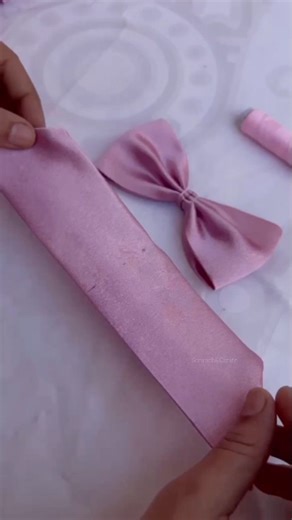 Scrunch&Create on Instagram: "DIY Mini Bows for Kids | Cute & Easy Hair Accessories #MiniBows #DIYHairAccessories #KidsHairBows #CuteDIY #BowMaking #HandmadeAccessories #CraftForKids #HairBowTutorial #SmallBusinessIndia #ScrunchAndCreate #CraftReels #DIYProjects #BowClip #AestheticDIY"