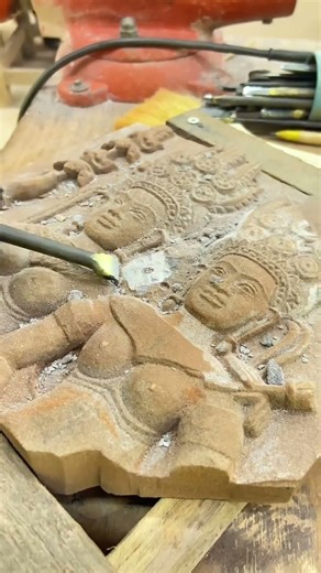Carving sandstone #sandstone #statue #handcraft #culture