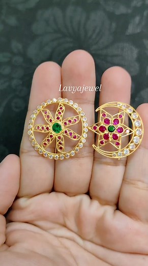 Beautiful Sun Moon hair pin .....book now for your upcoming festivals For any queries plz do whatsApp-9073766134... #14karatgold #14karatgoldjewellery #goldjewellery #lavyajewels #Bangalore #jewellerycollection #lightweightjewellery #gold #jewelry #hyderabad #Vishakhapatnam #vizag#Mumbai #latestjewellerycollection #goldjewellerydesigns #south Indian jwellery #myjewellerycollection #lavyajewelscollections #14karat GoldJewellery #GoldGems #HallmarkedElegance #FineJewelryFinds #LuxuryAdornments #El